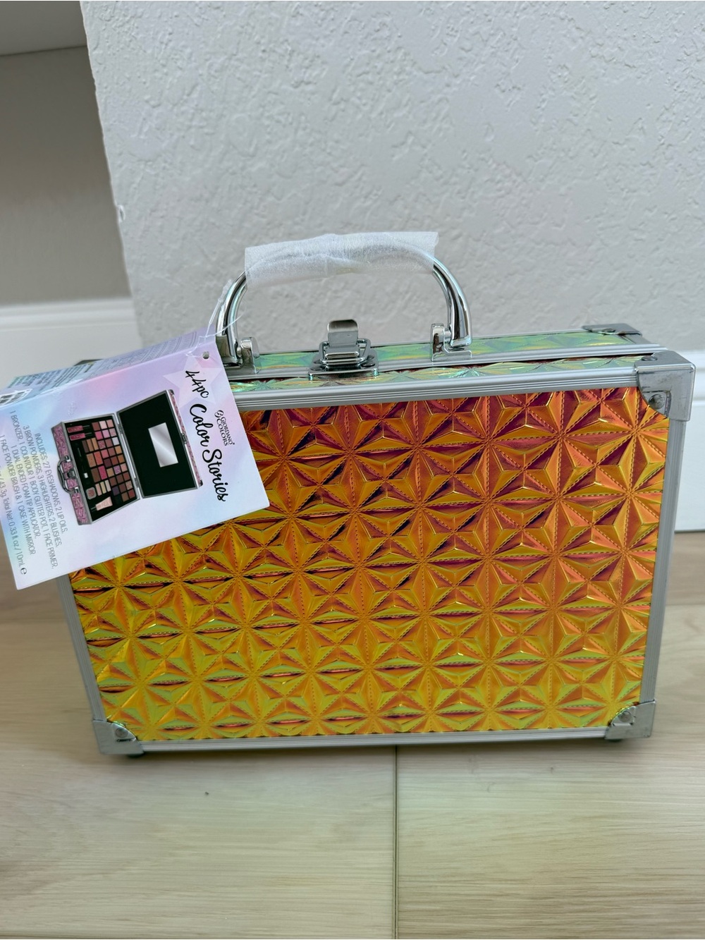 NWT Color Stories 44pc Makeup Gift Set - Picture 3 of 5